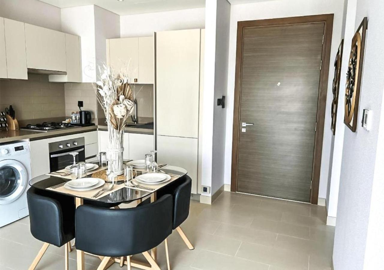 Stay By Latinem Luxury 2Br Holiday Home Cv B609 Near Burj Khalifa Dubaï Extérieur photo